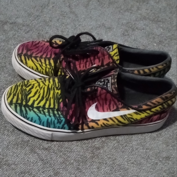 Nike Stefan Janoski leopard print skateboarding shoes. Size 6.5. Used condition - Picture 2 of 6